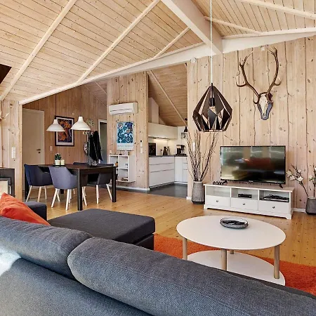 בית נופש Five-bedroom Holiday In Bovagen 1