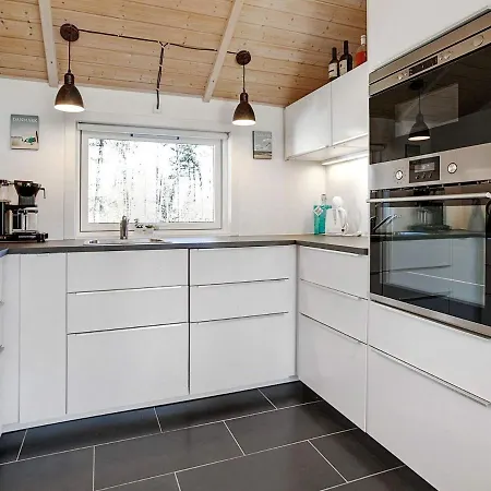 Five-bedroom Holiday In Bovagen 1 * Hadsund
